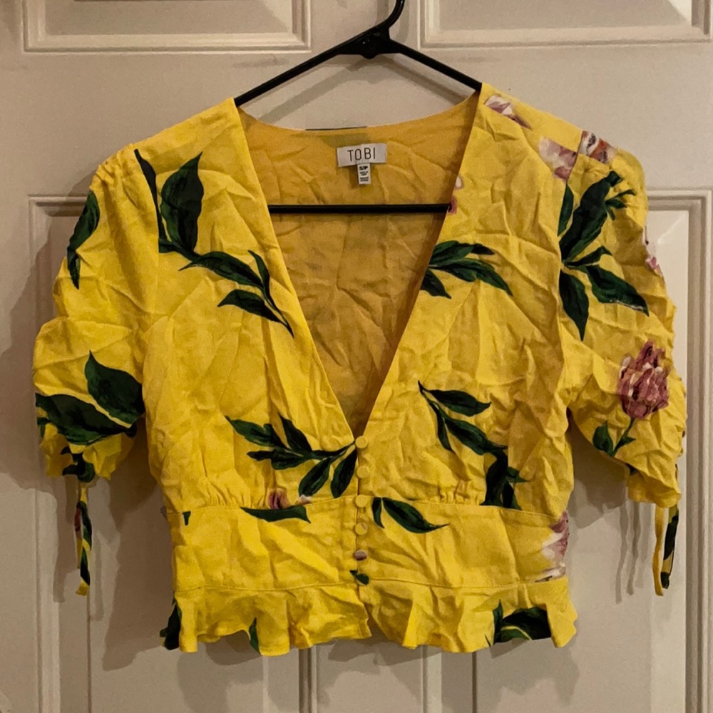 Crop top